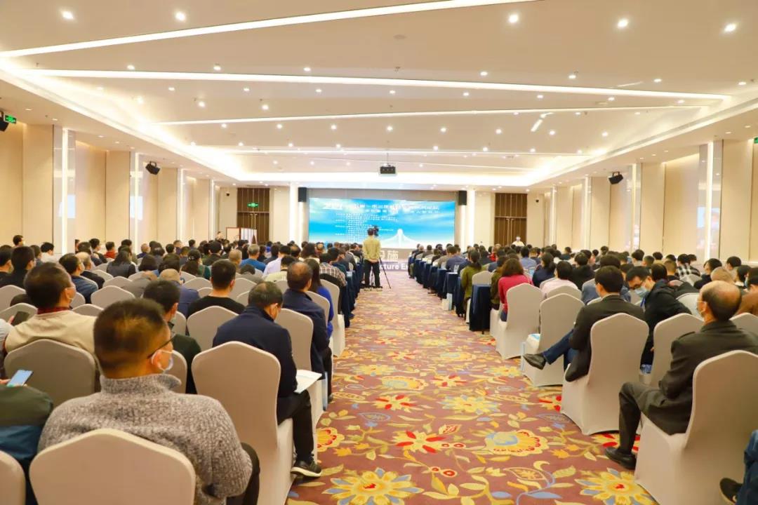2021年五省一市二區(qū)公路交通技術(shù)論壇圓滿舉辦! 嘉鵬創(chuàng)新技術(shù)成果得到肯定！